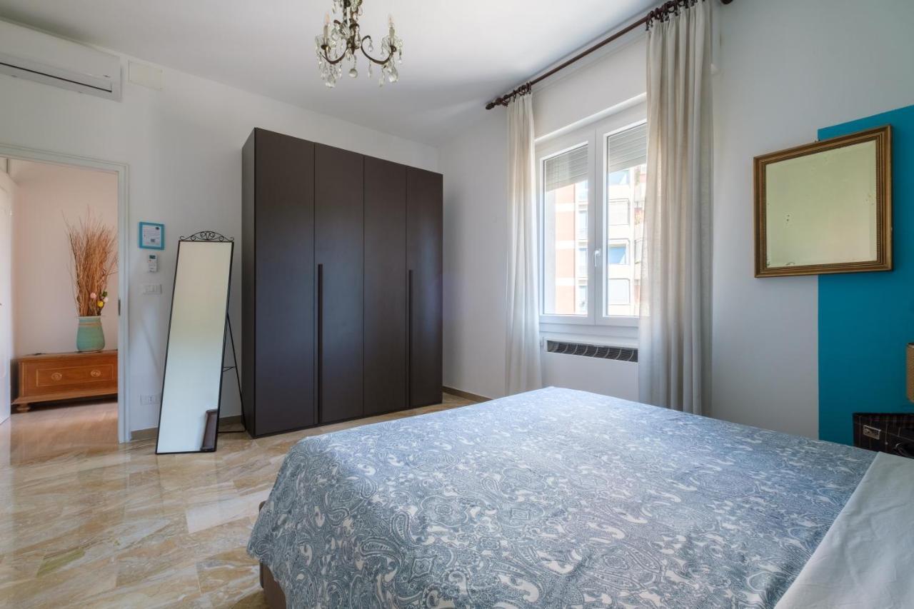 Fabula Rooms 3 Suites With Private Bathroom Болонья Екстер'єр фото